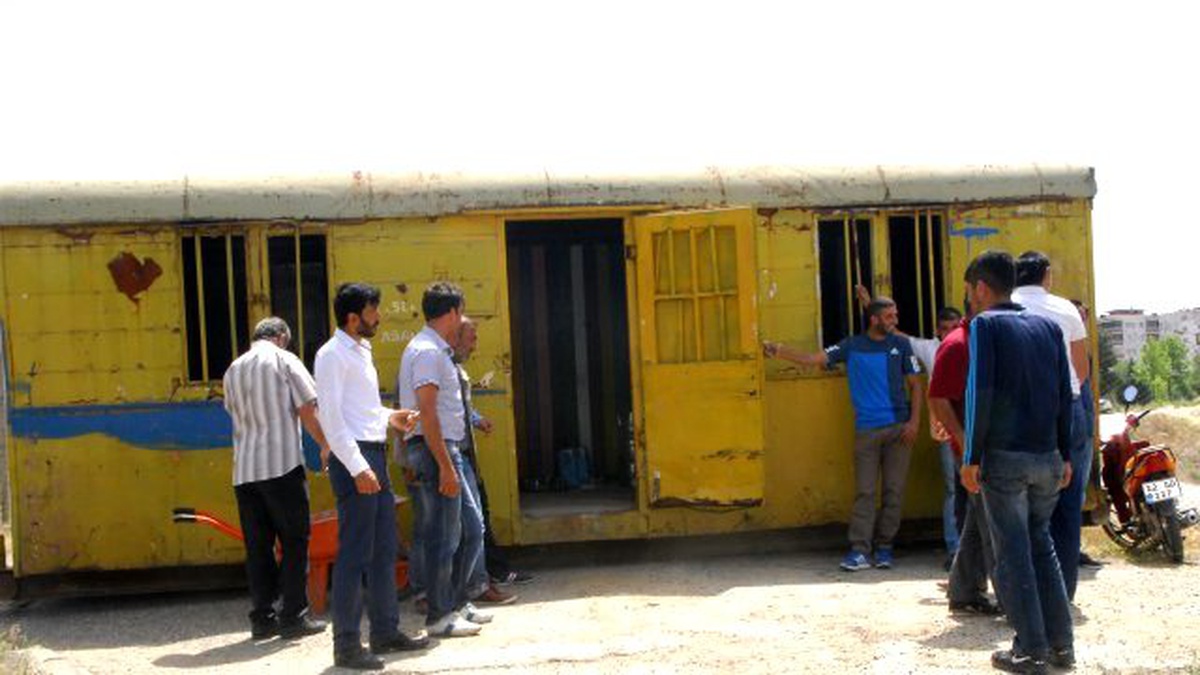 Kalan Cezalarını İlkel Şartlarda Çalışarak Geçiriyorlar