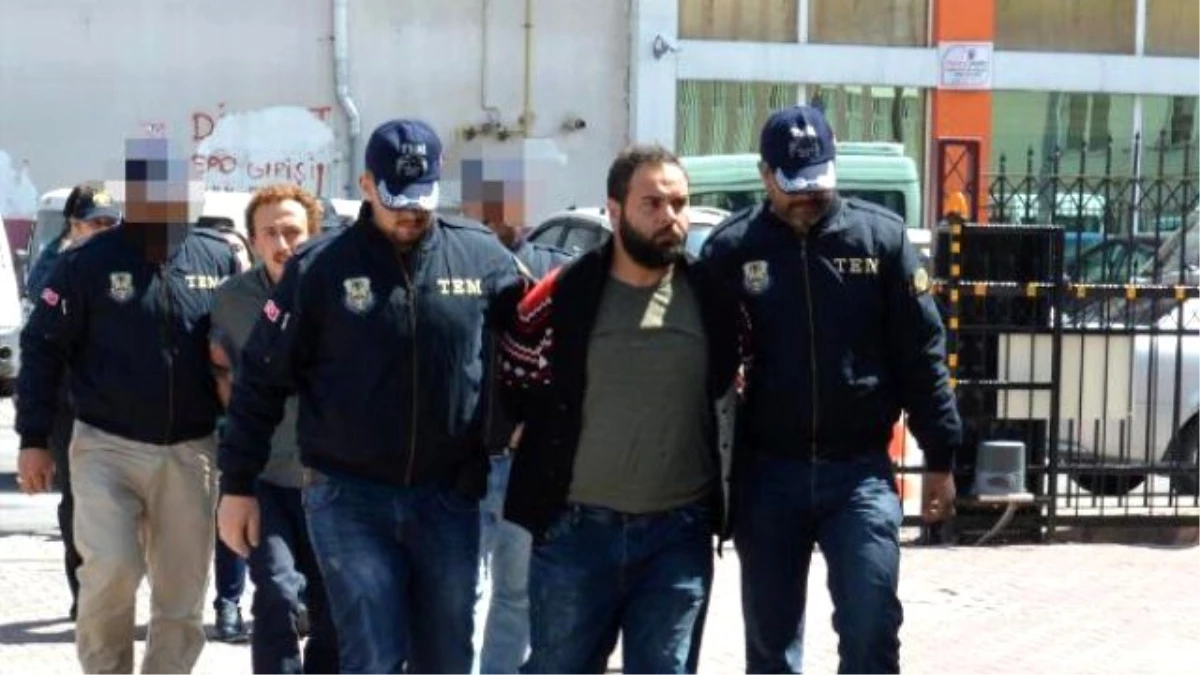 Kayseri\'de Dhkp- C Operasyonu: 3 Üniversite Öğrencisi Gözaltında