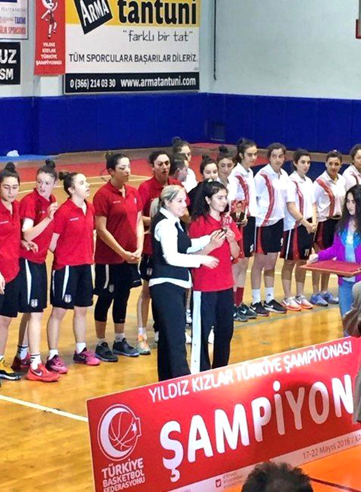 Burhaniye Belediye Spor Kastamonu\'dan Asist Kraliçeliği ile Döndü