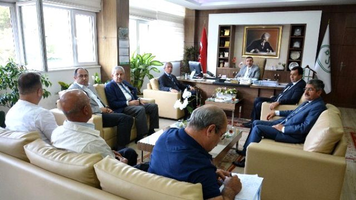 DSİ\'de Finike ve Kumluca Sulaması Toplantısı