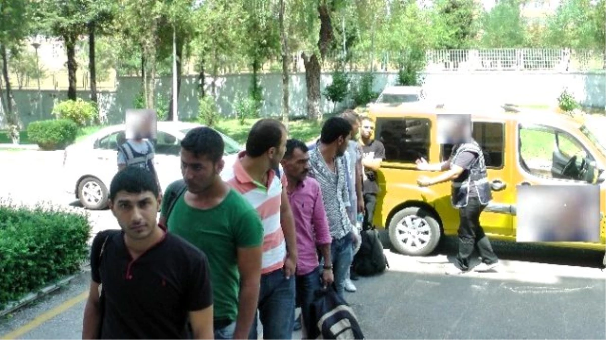 Edirne\'de 11 Kaçak Göçmen Yakalandı