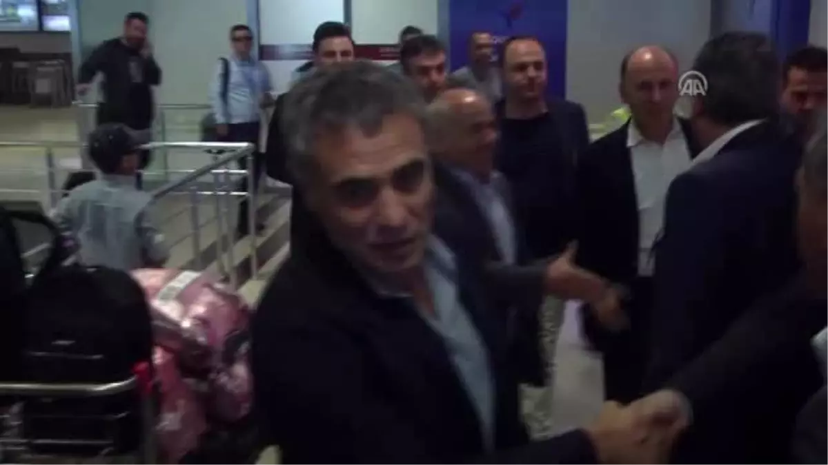 Ersun Yanal Trabzon\'a Geldi