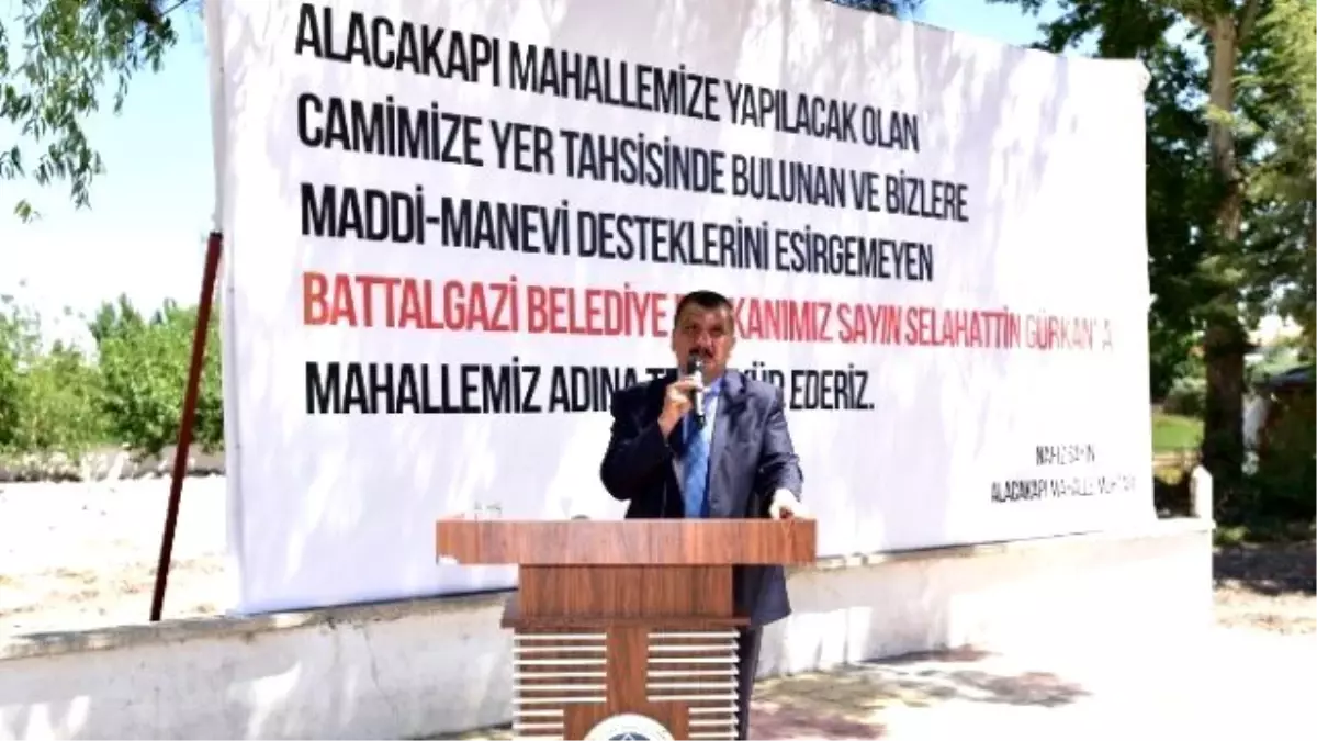 Eski Malatya\'ya Yeni Bir Cami Yapılıyor