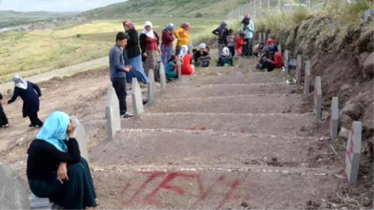 Katliam Kurbanlarından Geriye Düğün Görüntüleri Kaldı