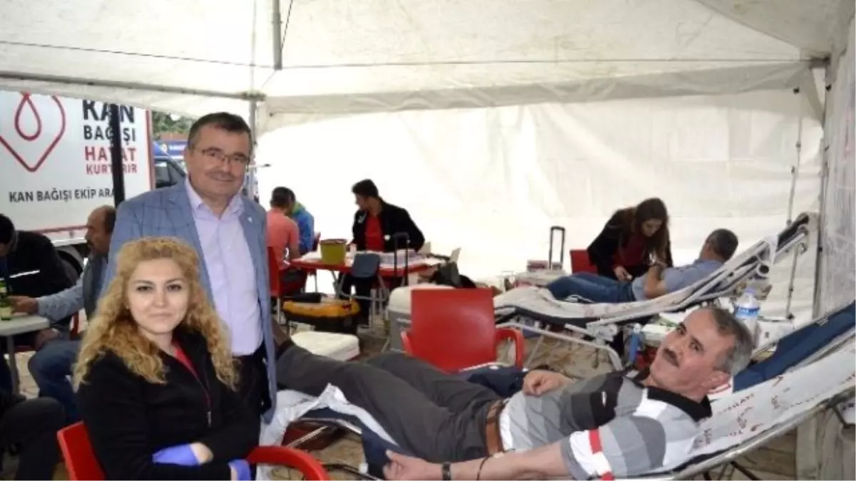 Kent Konseyi\'nden Kan Bağışı Kampanyası\'na Destek