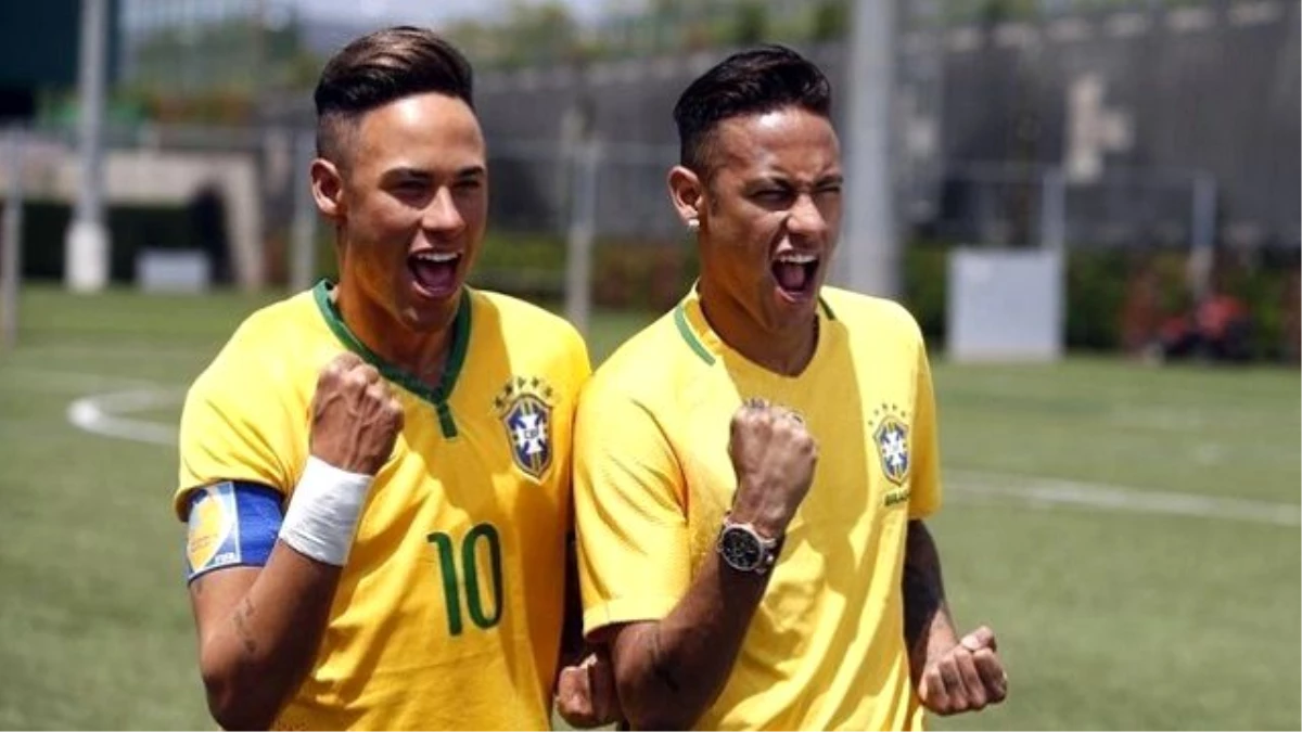 Neymar, Balmumu Heykeliyle Bir Araya Geldi