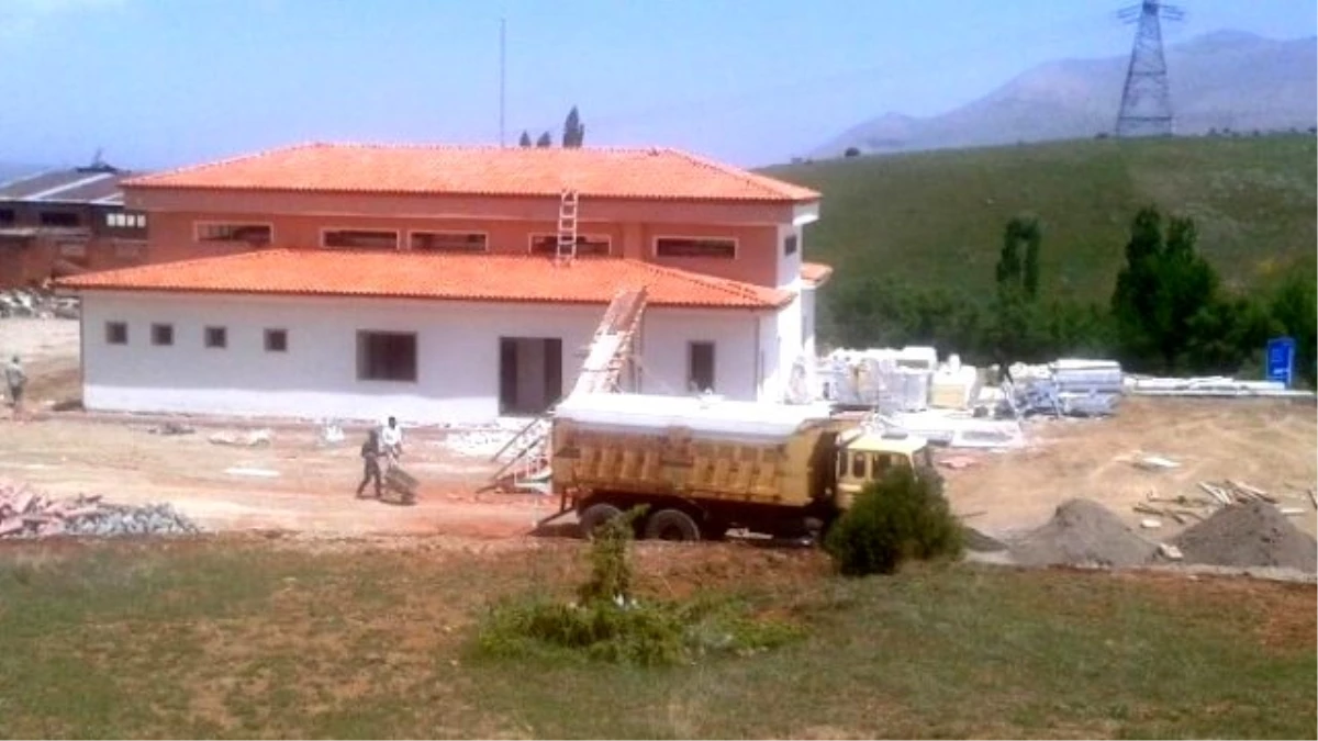 Doğanşehir Mezbahane Binası Tamamlanma Aşamasında