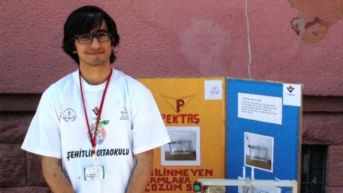 Geleceğin Bilim Adamları Prdojelerini Sergiledi