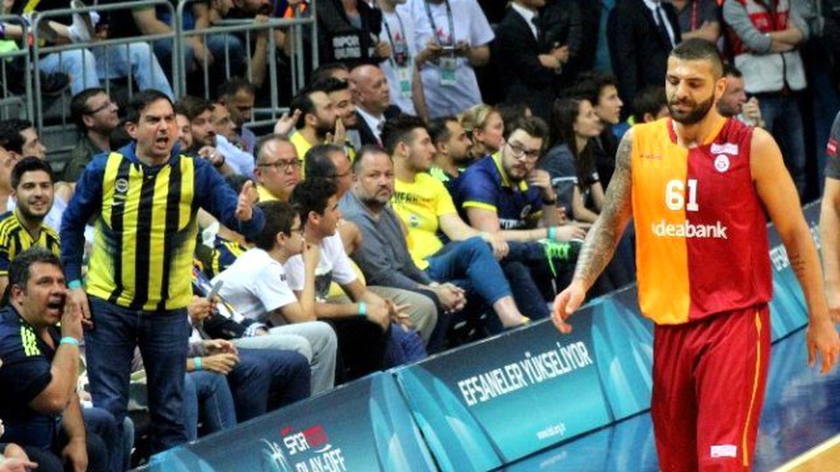 Göksenin Köksal, Fenerbahçe\'yi Mevlana\'nın Sözü ile Vurdu
