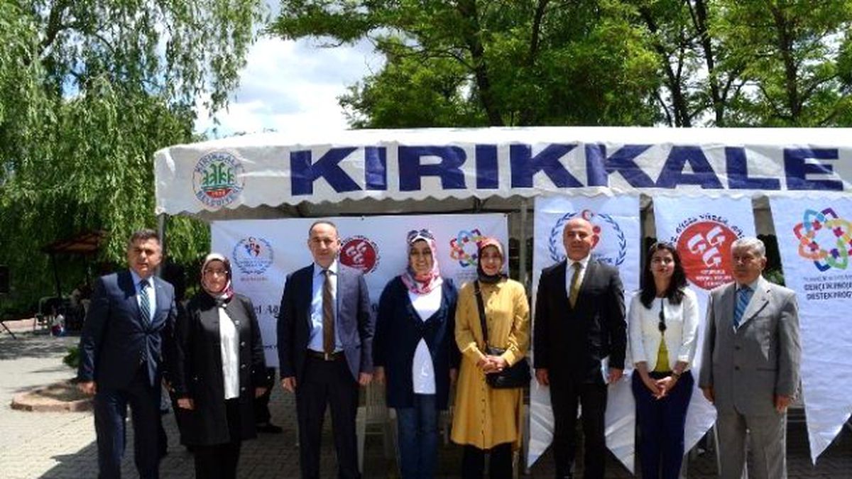 Kırıkkale Belediyesi\'nden Başarılı Öğrencilere Ödül