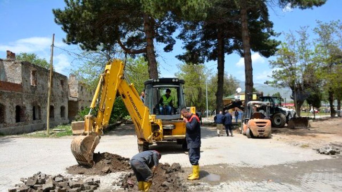 Tatvan\'da Alternatif Yollar Yapılıyor