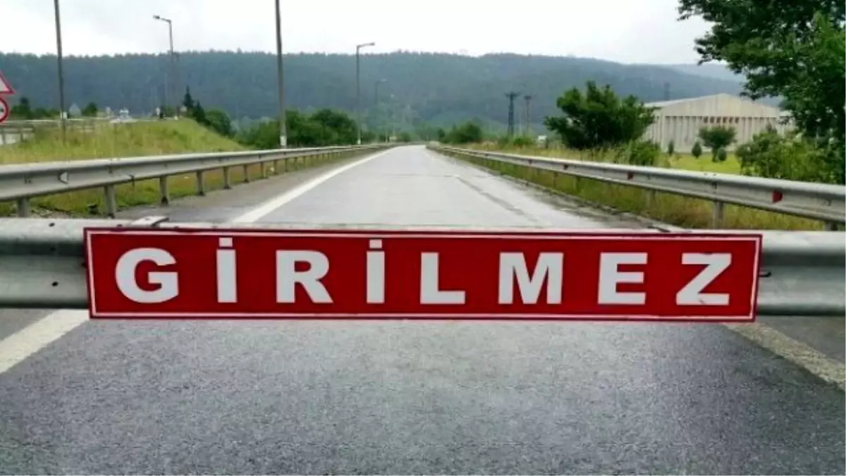 Tem Otoyolu Trafiğe Kapatıldı