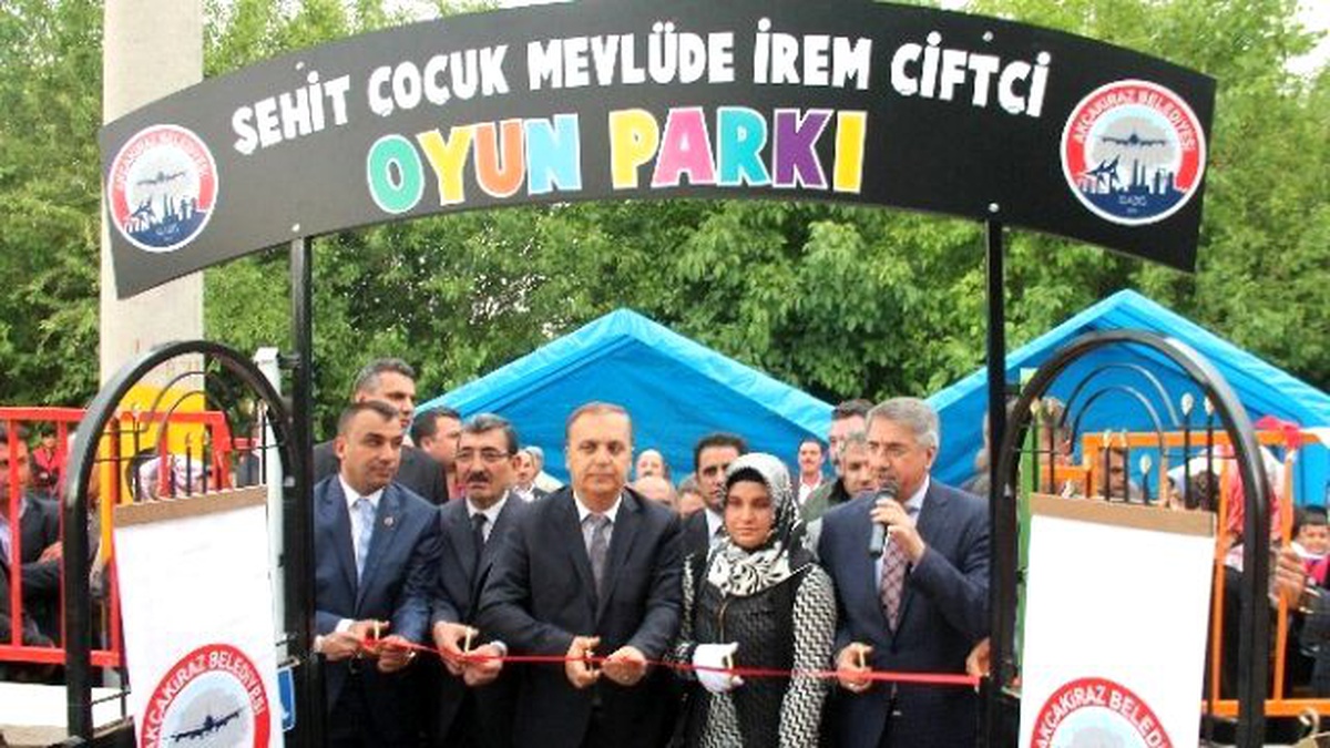 4 Yaşındaki Şehit İrem Adına Yapılan Parkı Annesi Açtı