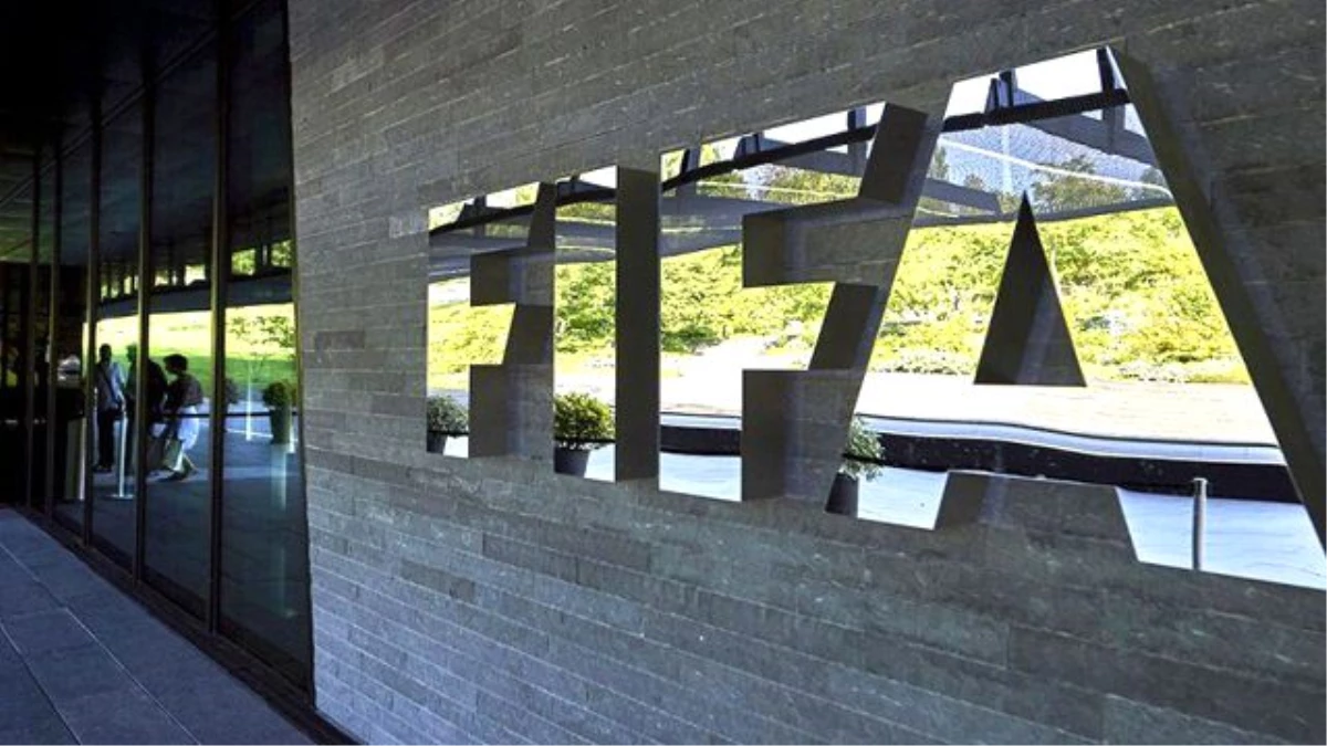 FIFA, Hırvatistan\'a Seyircisiz Oynama Cezası Verdi