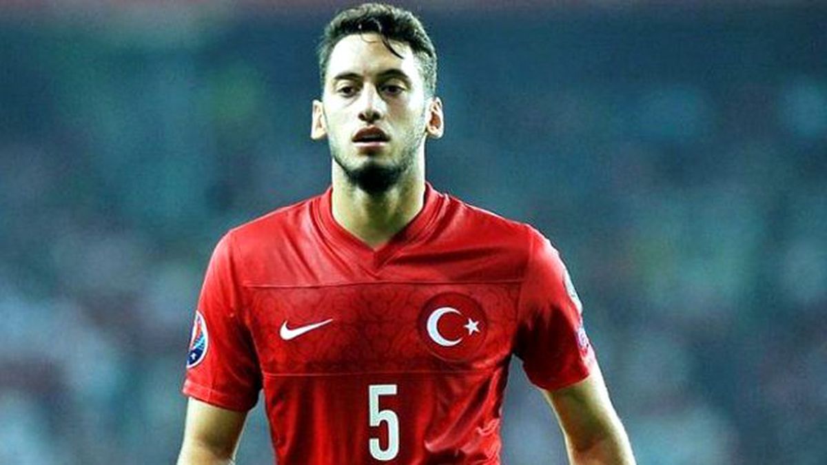 Alman Şarkıcı Anita Latifi: Hakan Çalhanoğlu Yüzünden Çocuğumu Kaybettim