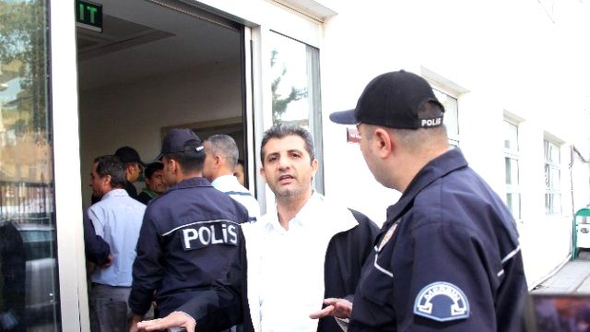 Mersin\'deki Fetö/pdy Zanlıları Adliyeye Sevk Edildi