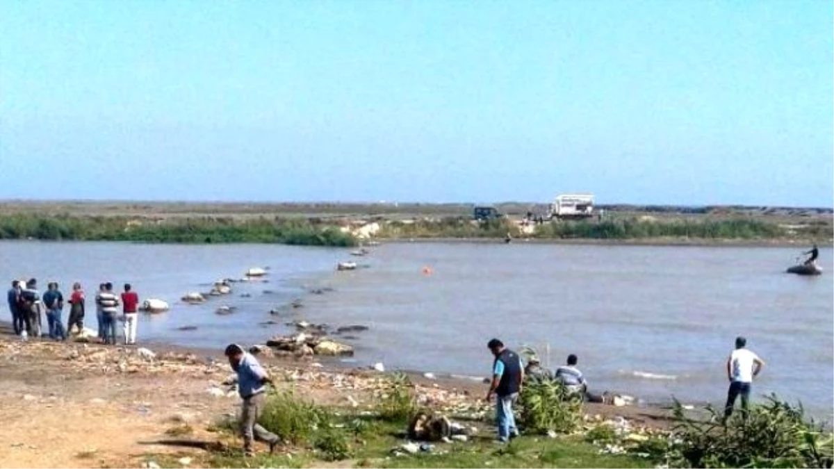 Tarsus Irmağı\'nda Balık Tutmak İsterken Boğuldu