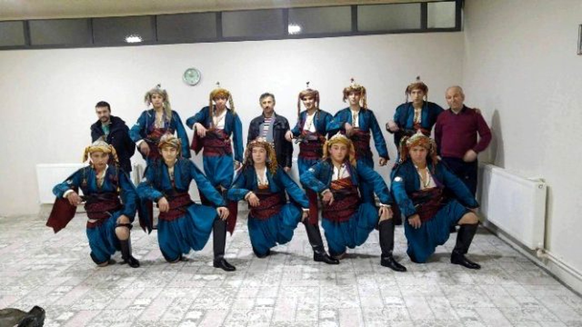 Tavşanlı Halk Oyunları Ekibi Türkiye İkincisi Oldu