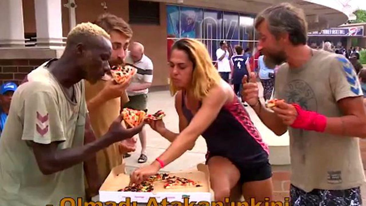 Ünlüler Oklahoma\'da Pizza Keyfi Yaptı!