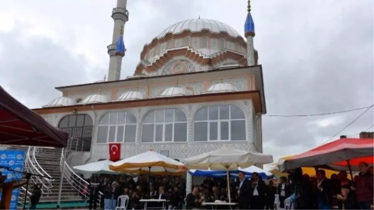 Yörgüç Köyü Camii İbadete Açıldı