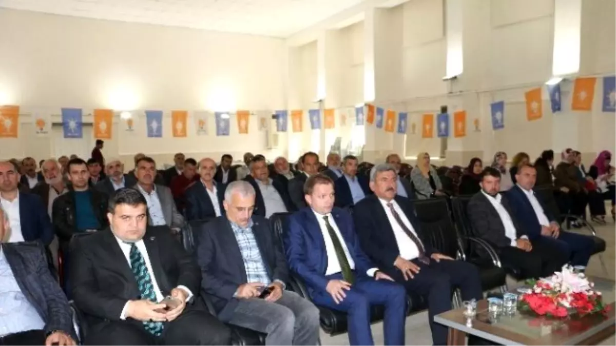 AK Parti İlçe Danışma Toplantısı