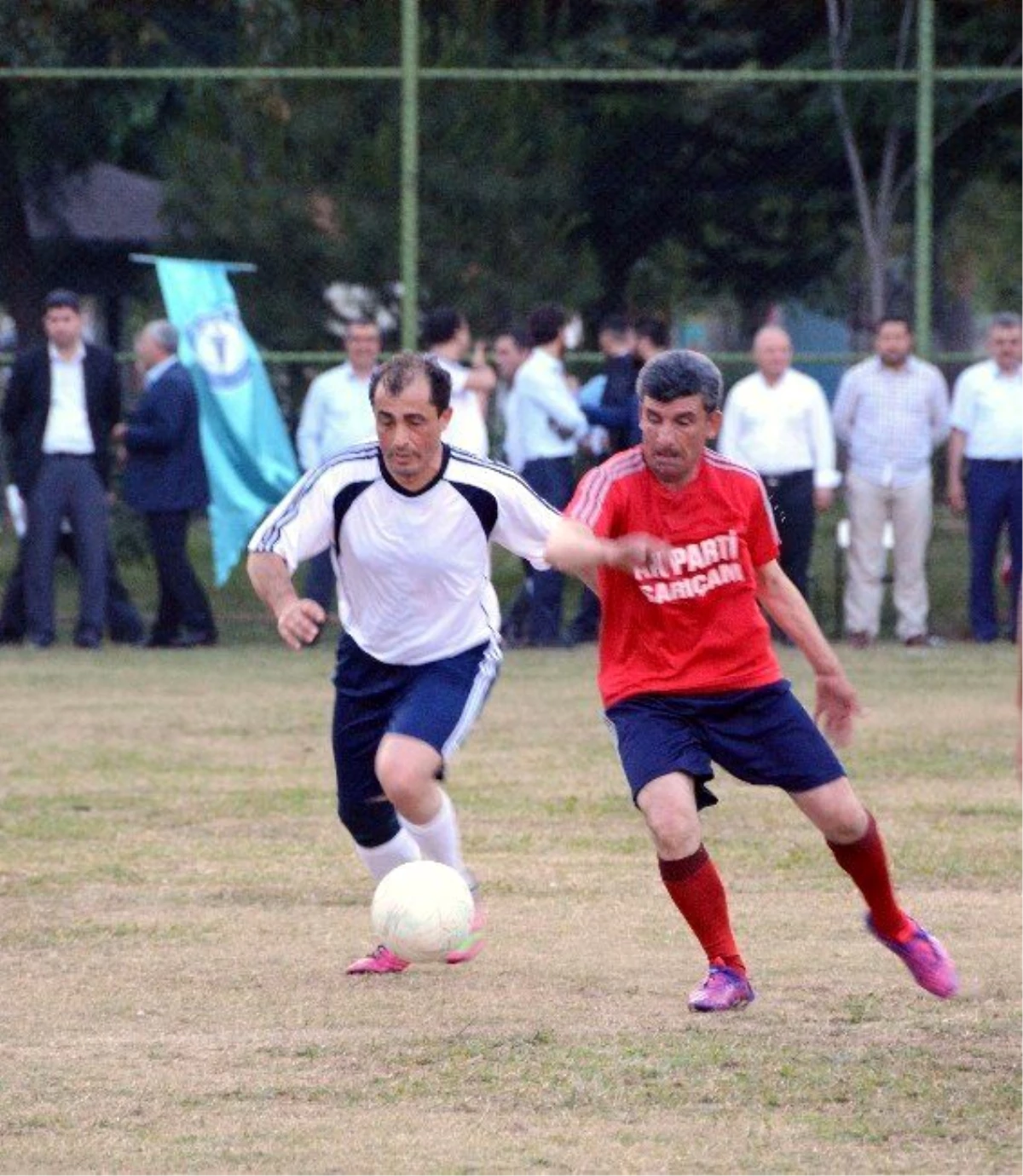 AK Parti\'nin Futbol Turnuvası\'nda Şampiyon İl Başkanlığı