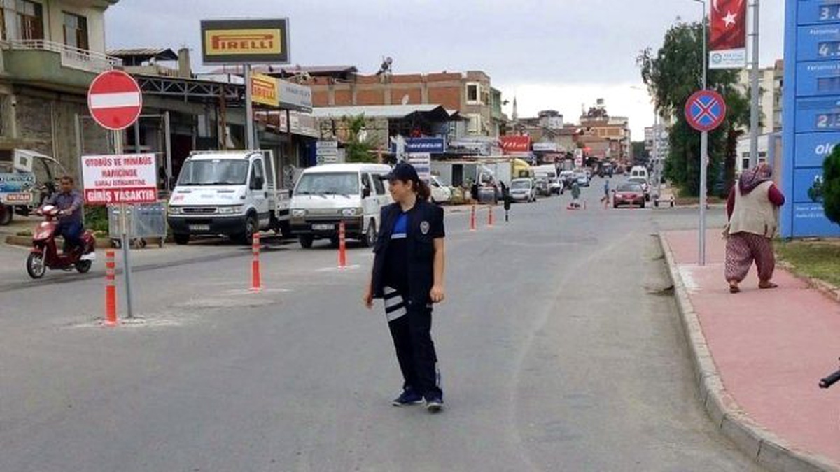 Alaşehir Belediyesi Vatandaşa Sordu, Trafiği Rahatlattı