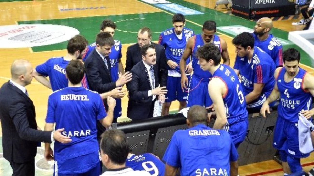 Anadolu Efes Finalde