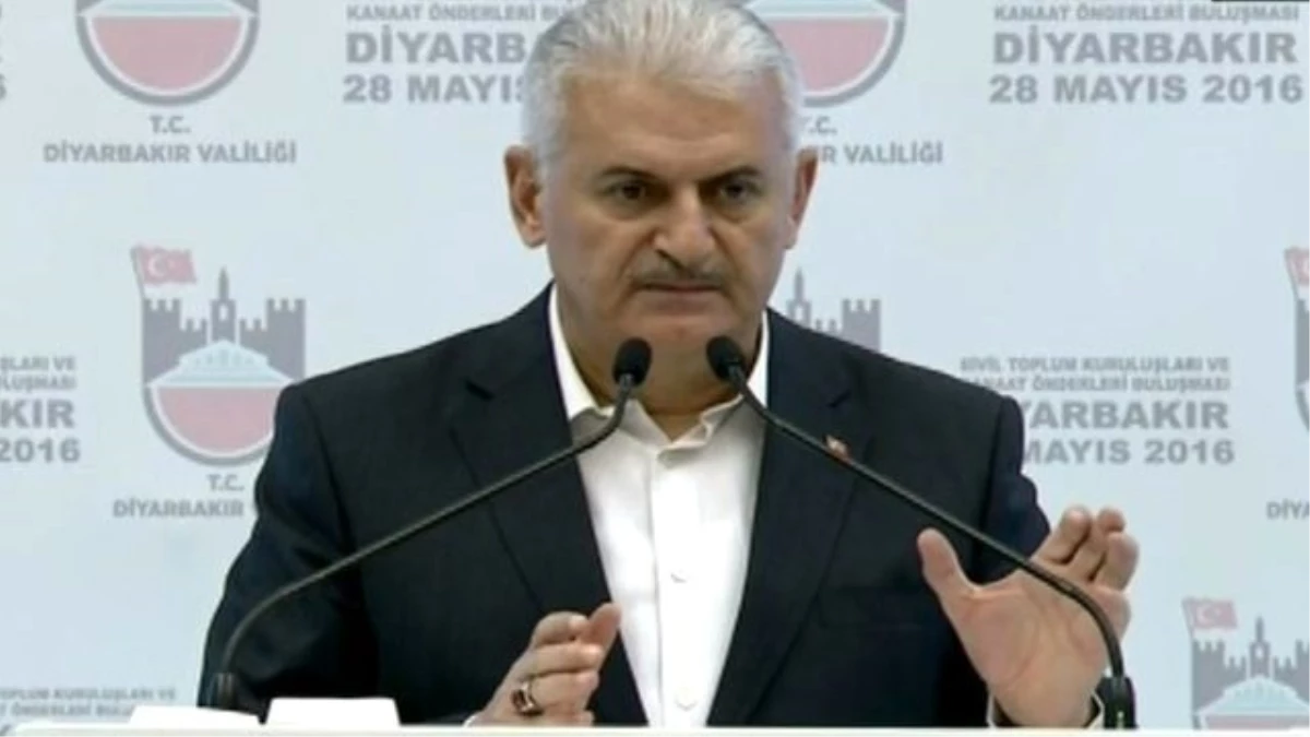 Başbakan Binali Yıldırım Diyarbakır\'da STK\'larla Bir Araya Geldi