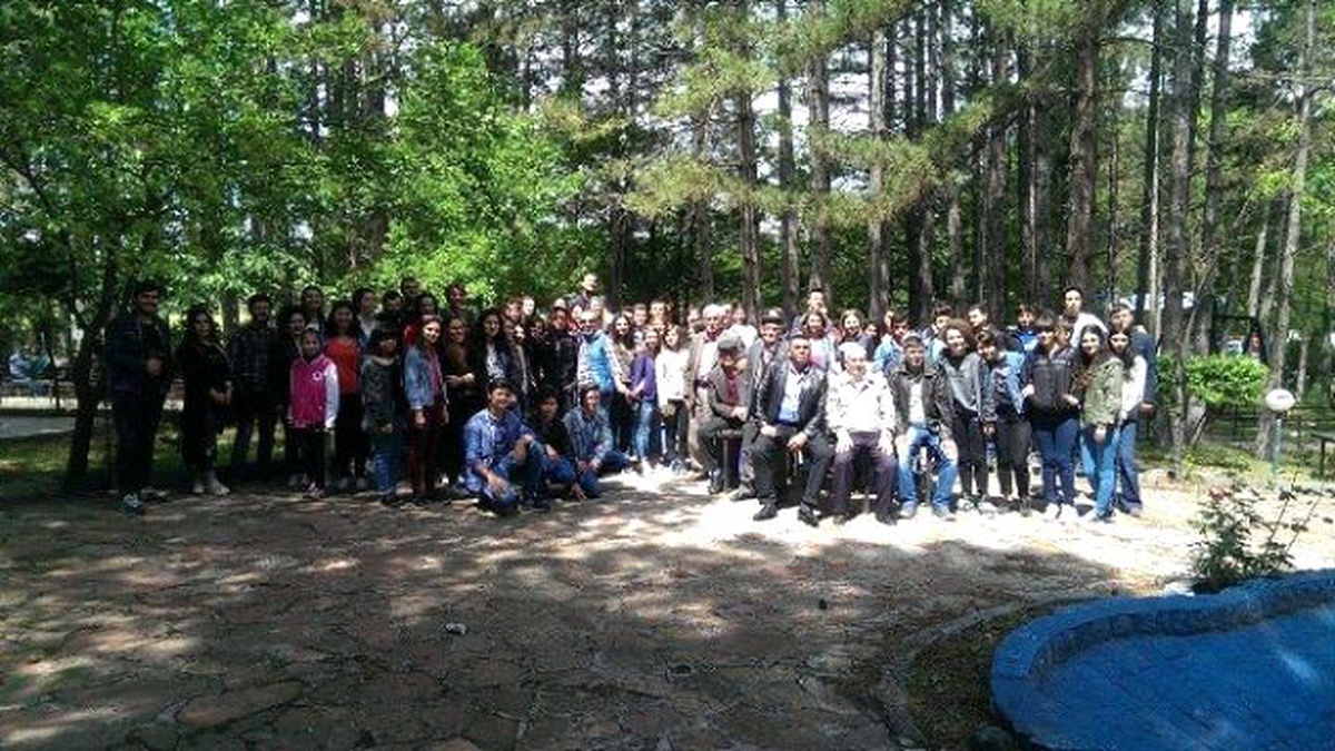 Cumhuriyet Anadolu Lisesi Öğrencileri Şehit Aileleriyle Birlikte Piknikte