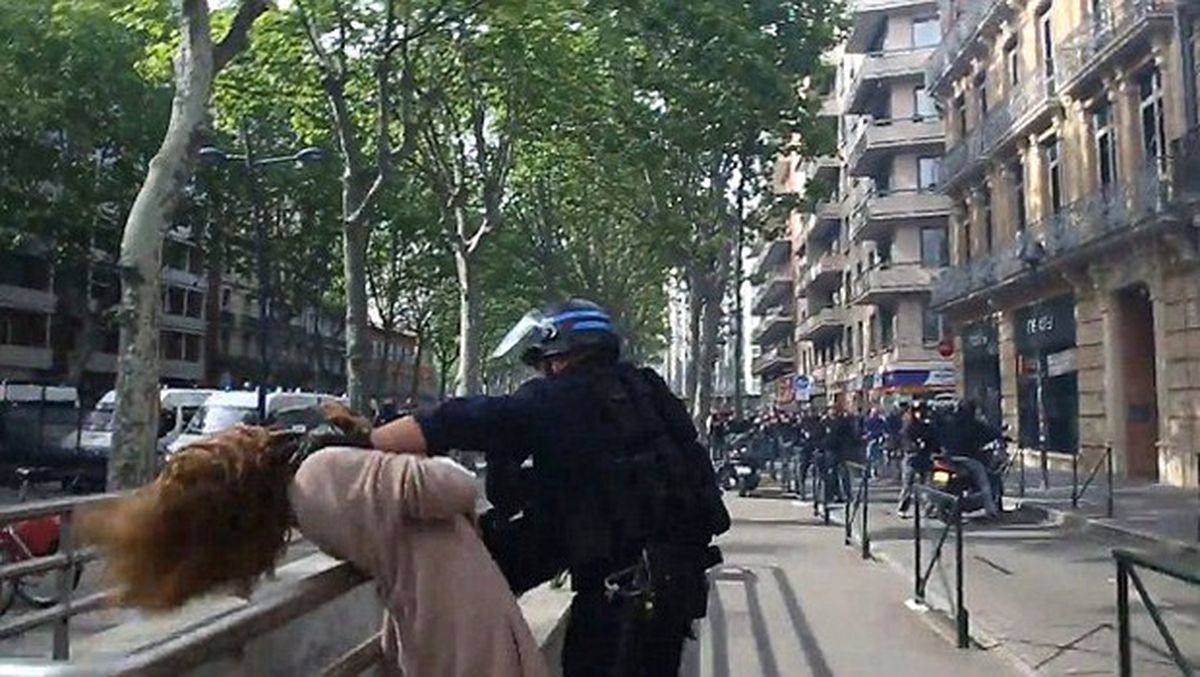 Fransız Polisinden Sert Müdahale