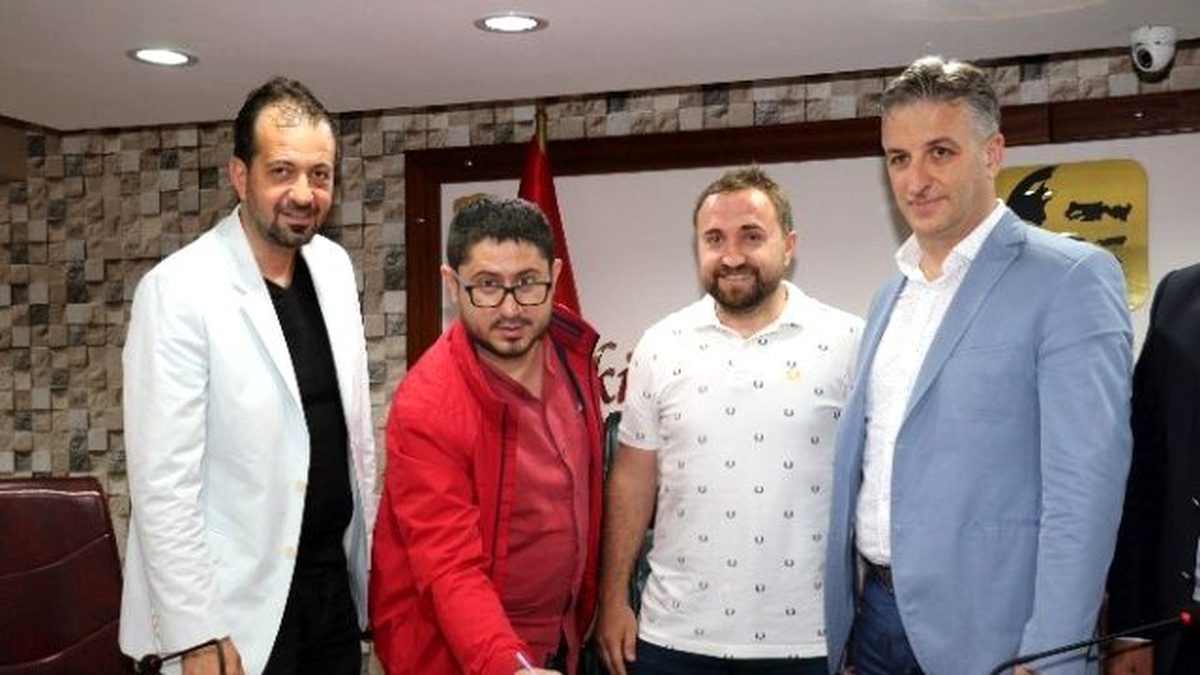 Yunusemre Belediyespor Tansu Yanık\'a Emanet