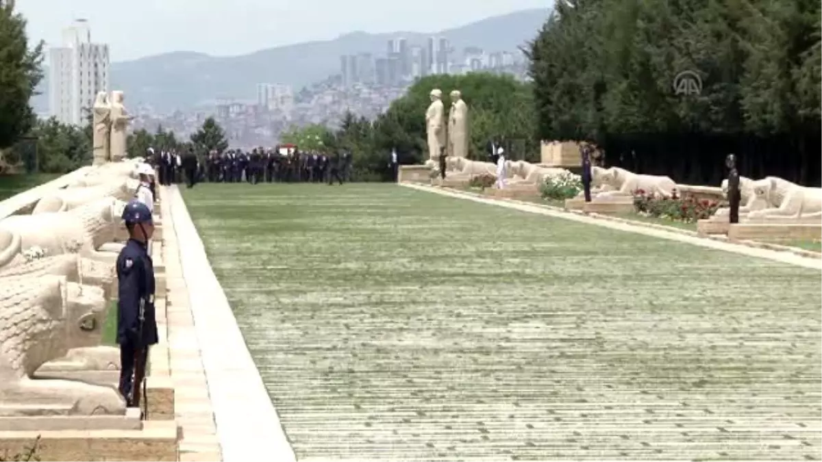 65. Hükümet Üyelerinden Anıtkabir Ziyareti