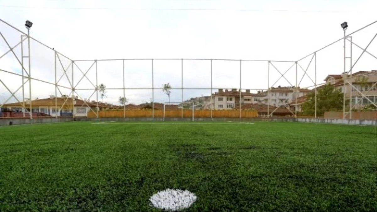 Altı Pazar Yeri Üstü Futbol Sahası Projesi Adım Adım Tamamlanıyor