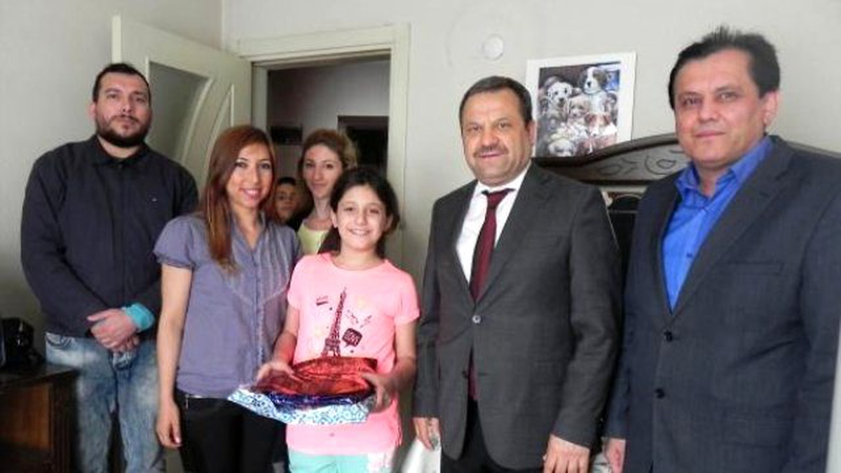 Geçiridiği Kaza Sonucu Bacağı Kesilen Edanur Eğitimine Evinde Devam Ediyor
