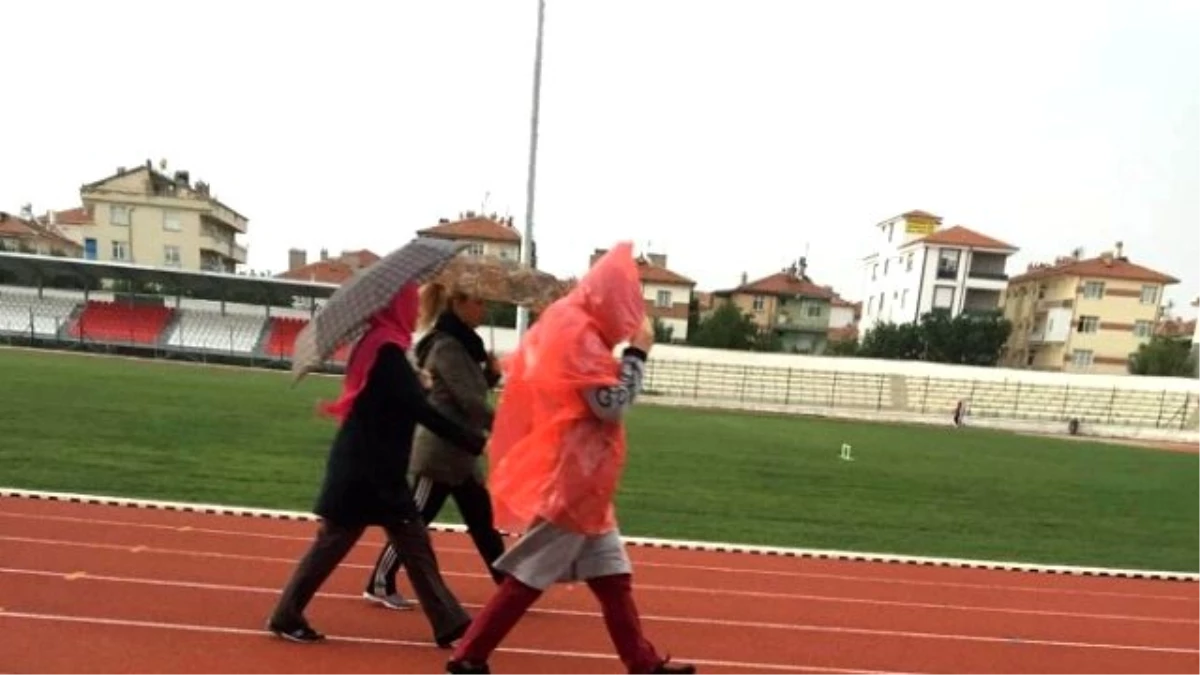 Karaman\'da Yağmur ve Spor Keyfi Bir Arada