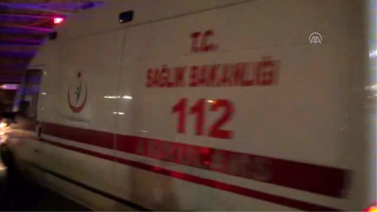 Yozgat\'ta Yolcu Otobüsü Devrildi- İlk Belirlemelere Göre 3 Kişi Öldü, 30 Kişi YaralandıYozgat (Aa)...