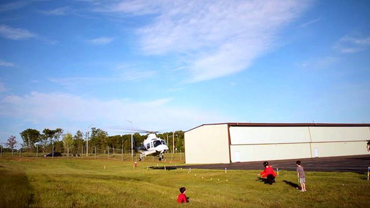 ABD'li Baba Oğlunun Dişini Helikopter İle Söktü
