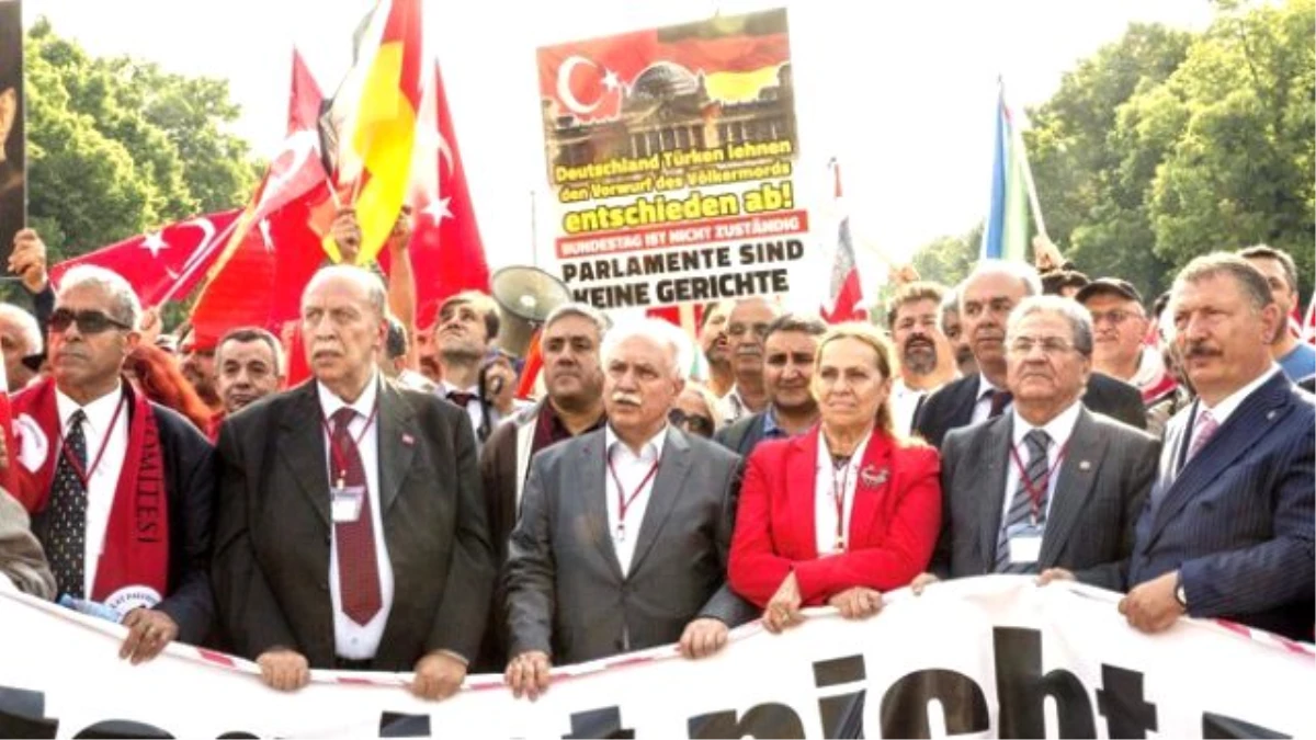 Alman Meclisinde Türkiye\'yi Kızdıracak Metin