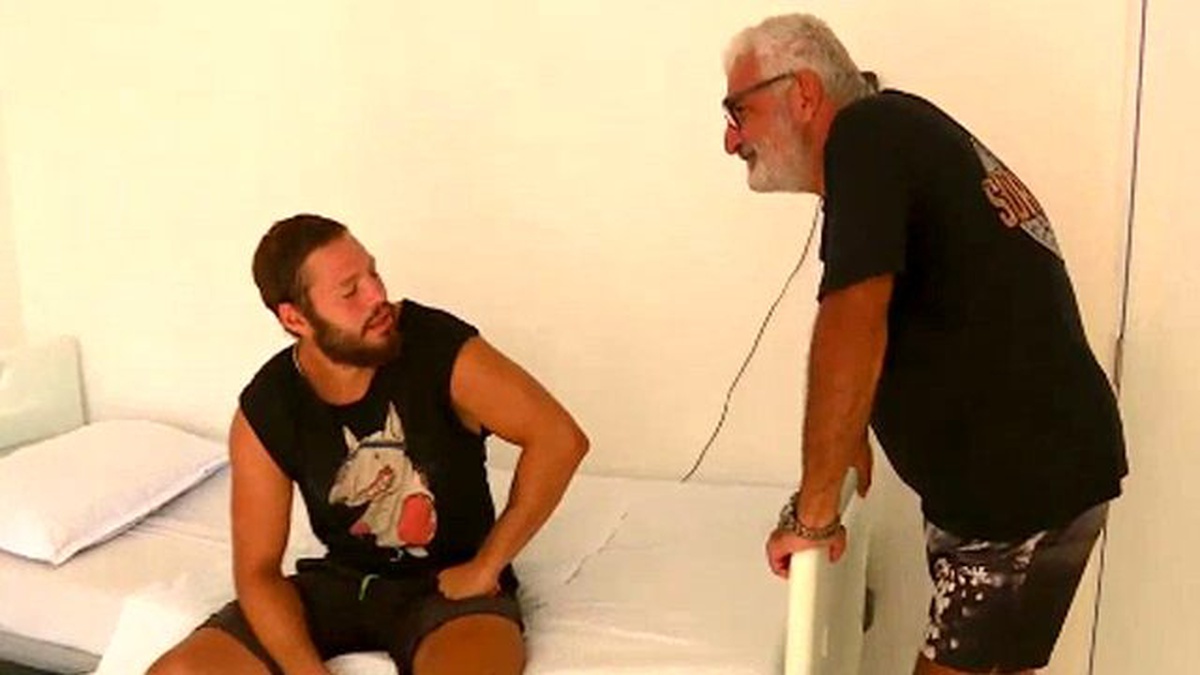 Doktor Metin Kuş, Atakan Kararını Açıkladı: \'Türkiye\'ye Dönsen Üzülür Müsün?\'