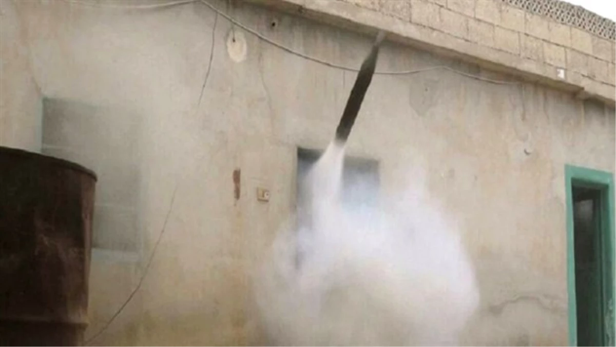 İşte IŞİD\'in Yeni Taktiği! Terk Edilen Evlerden Roket Atıyorlar