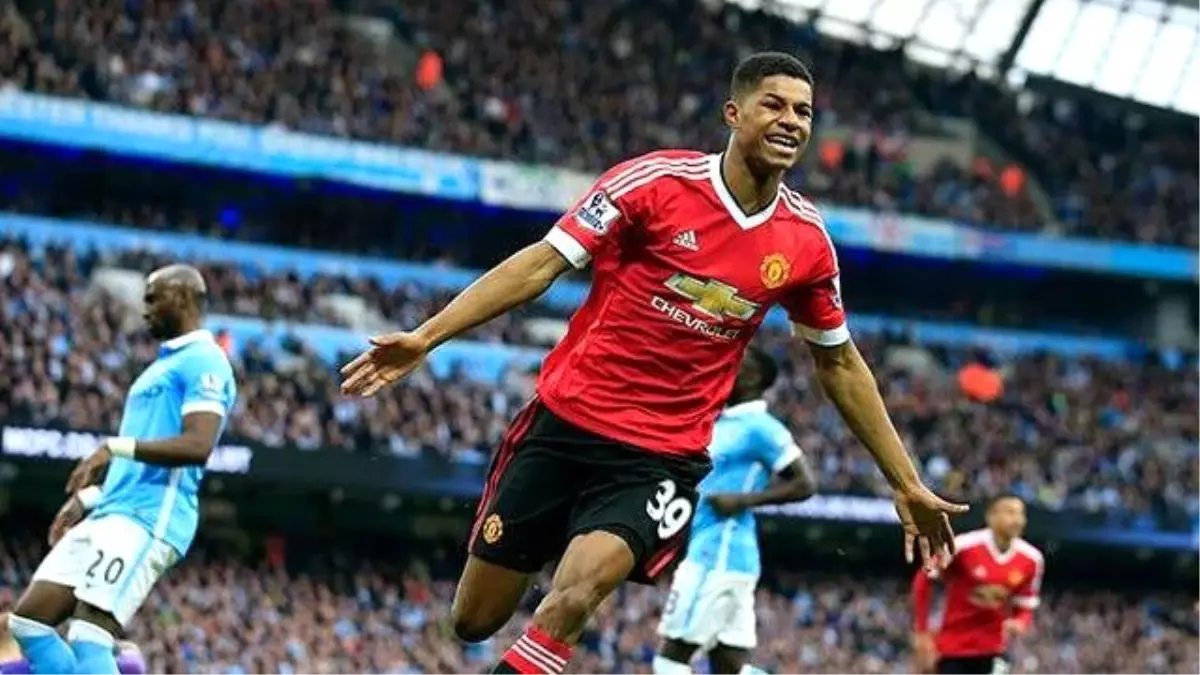 Manchester United, Genç Yıldızı Marcus Rashford ile Sözleşme Yeniledi