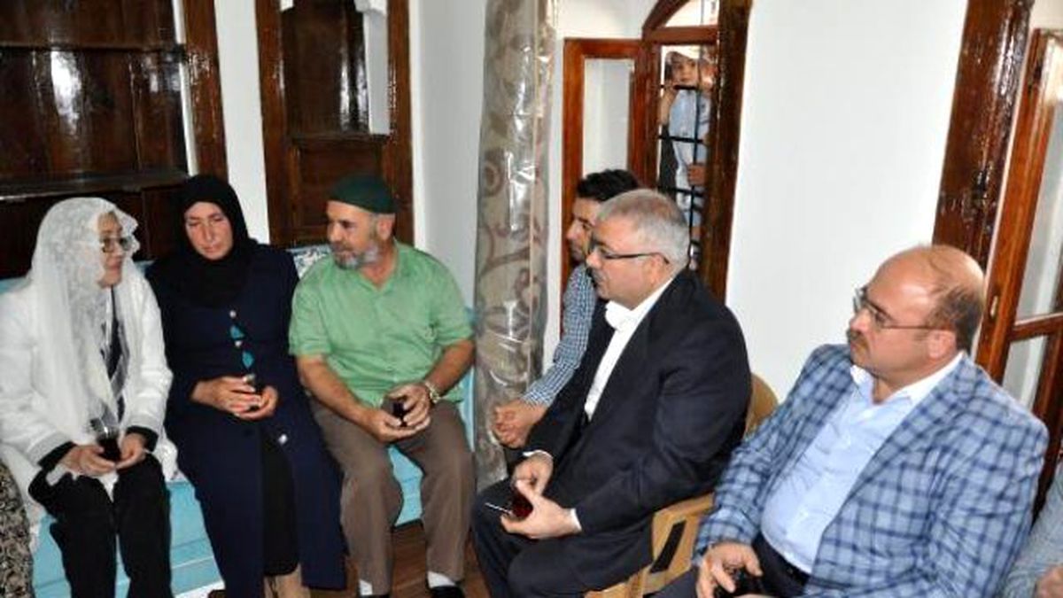 Şehit Üsteğmenin Restore Edilen Evi Ailesine Teslim Edildi