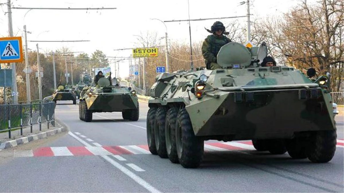 Ukrayna: Rusya, Kırım\'a Askeri Yığınak Yapmaya Devam Ediyor
