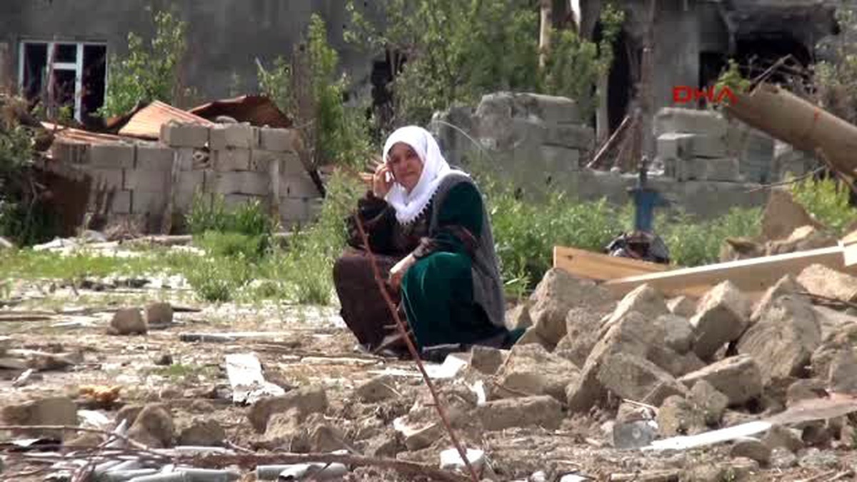 Yüksekova\'da Gündüzleri Yasak Kalktı, Dönüşler Başladı-Ek