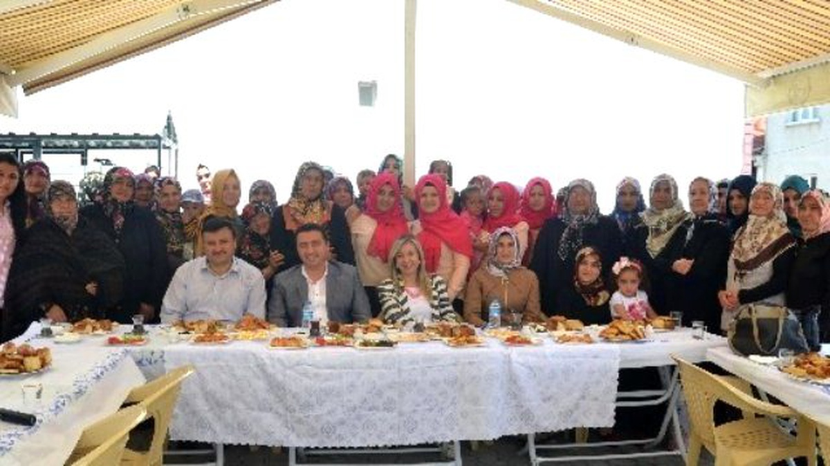 Başkan Bakıcı Çarşı Mahallelilerle Bir Araya Geldi
