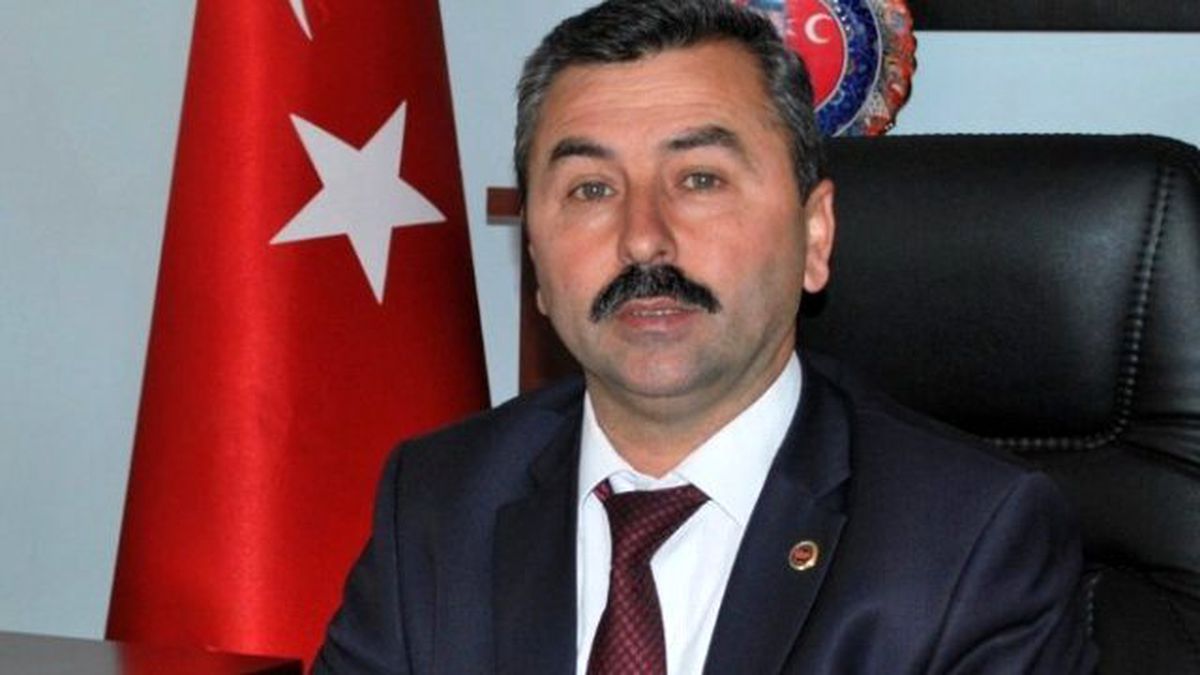 Başkan Erdoğan, Pazarlar Meslek Yüksekokulu\'ndan Mezun Olan Öğrencileri Tebrik Etti