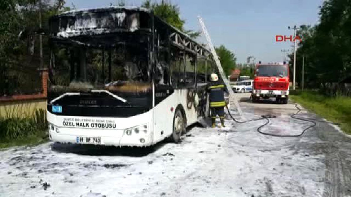 Düzce Halk Otobüsü Küle Döndü