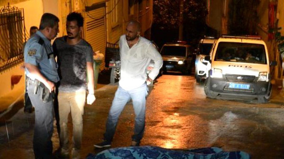 Evlerinin 3. Katından Düşünce Öldü