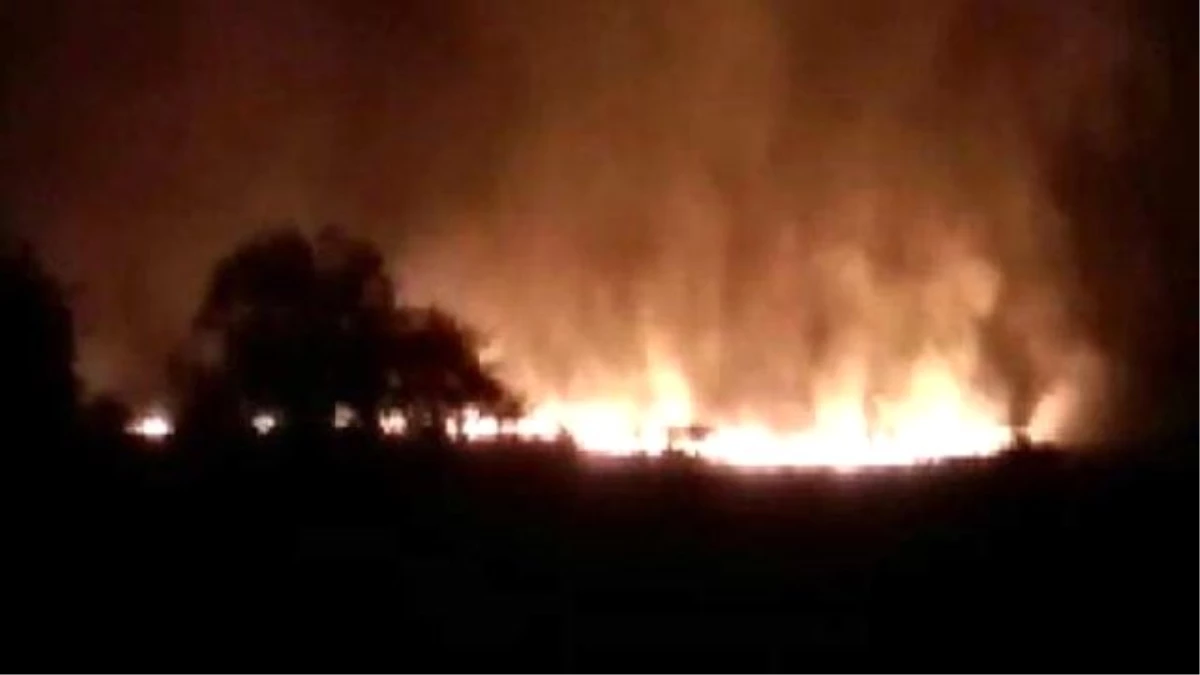 Hindistan\'da Cephane Deposunda Büyük Yangın: 17 Ölü